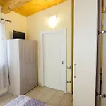 Oda ve Kahvaltı La Torretta Bianca 3*