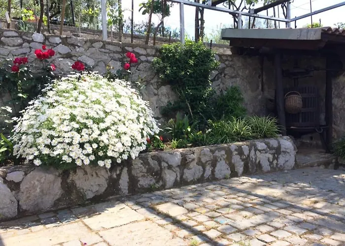 La Torretta Bianca 3* Cava deʼ Tirreni